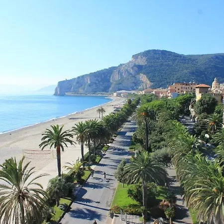 Mare 2* Finale Ligure
